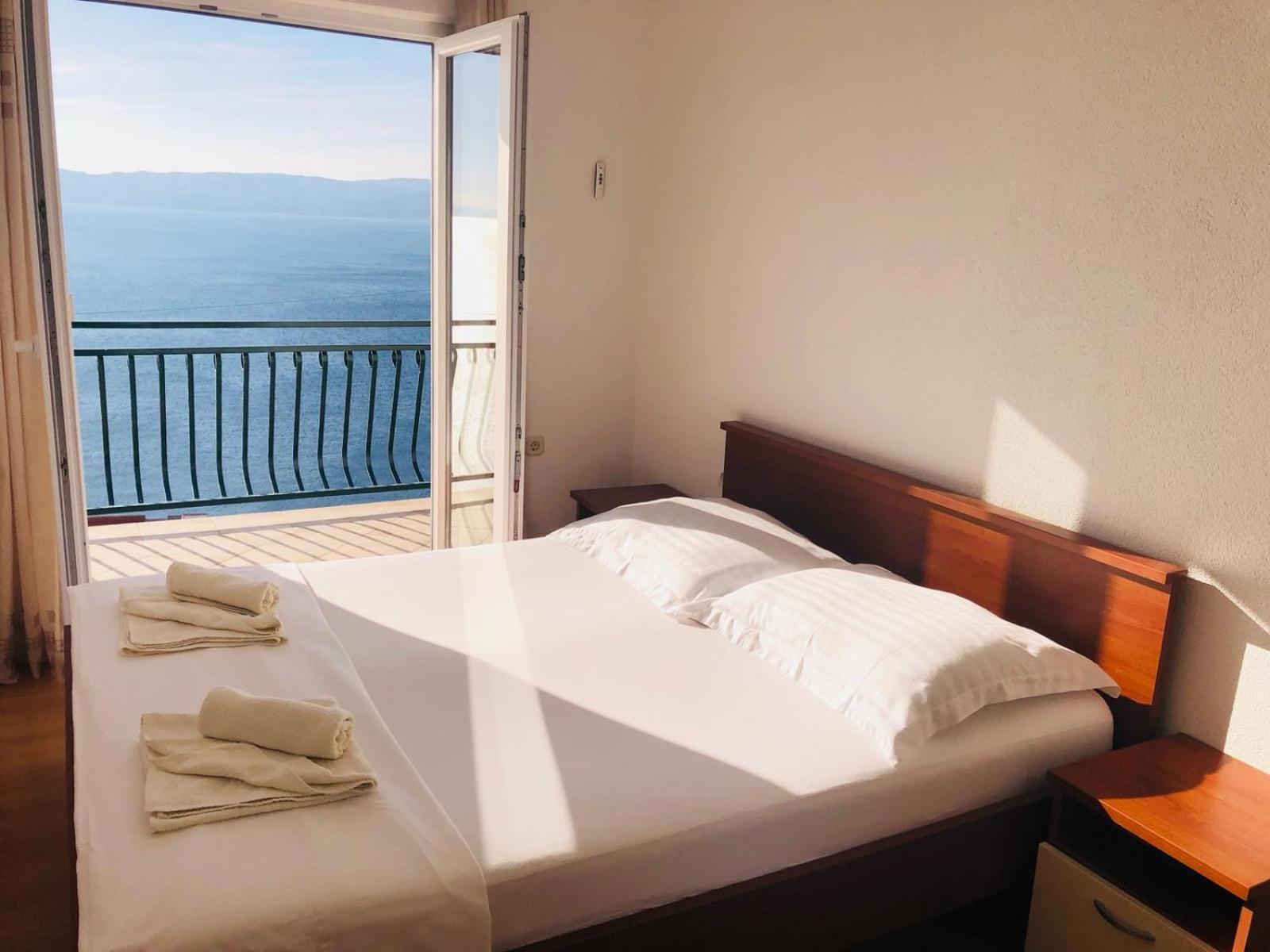 Apartman Stevic Pisak Exterior photo